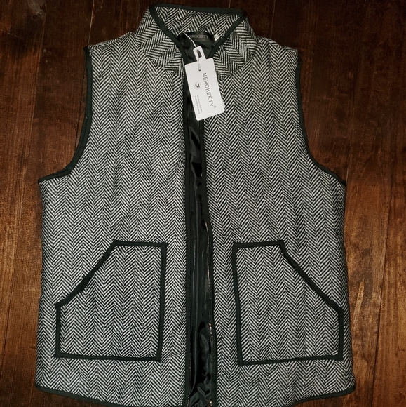 Quilted Puffer Vest - Picture 5 of 7